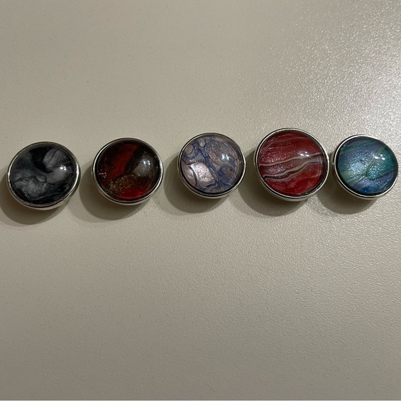 2/$20💕Necklace with magnetic stones - Picture 7 of 8